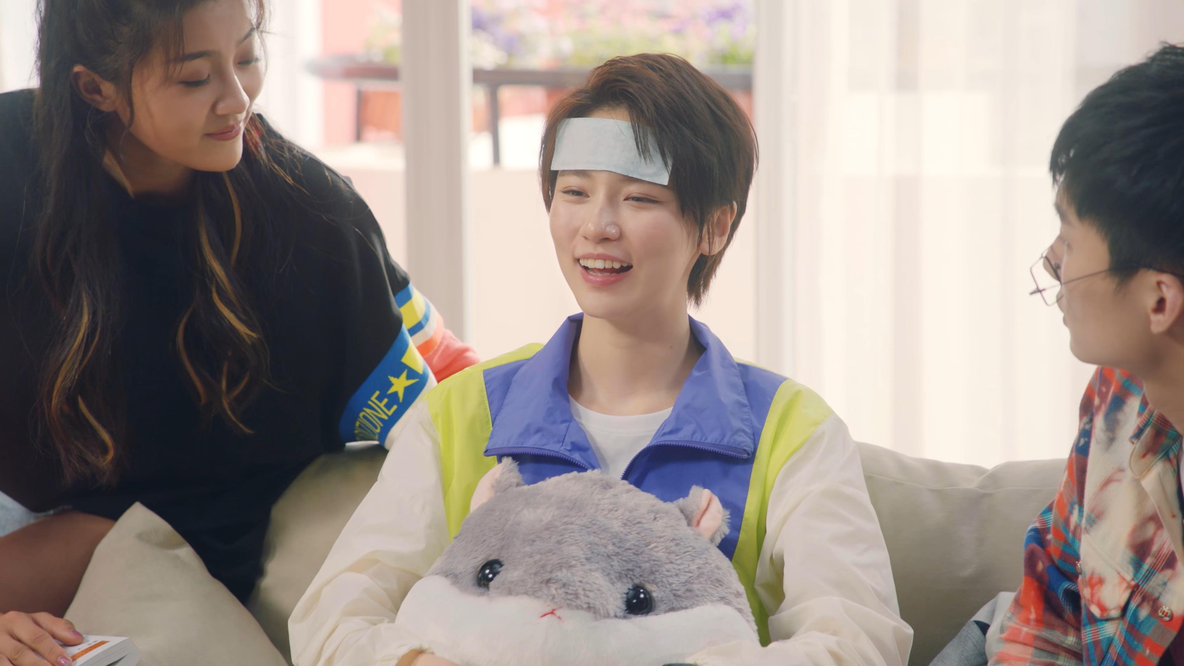 中国足球队员出场密度与伤病概率关系，足球比赛出场人数有多少